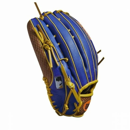 Wilson A2000 12.75" Outfield Baseball Glove YP66 Right-Hand Throw WBW100163 - Image 4