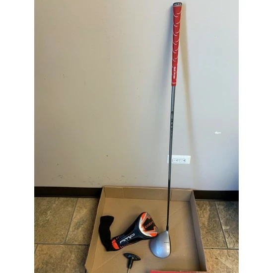 Men's Cobra Right Handed AMP Driver Stiff Flex 8.5 Loft - Image 2