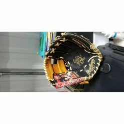 2020 Rawlings "Heart Of The Hide" 11.5" RHT Glove
