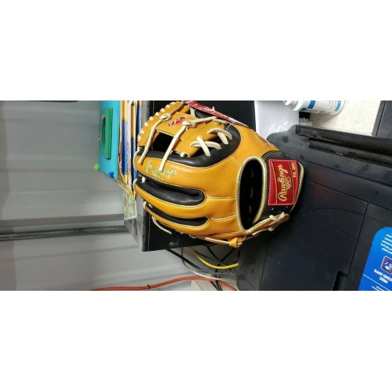 2020 Rawlings "Heart Of The Hide" 11.5" RHT Glove - Image 2