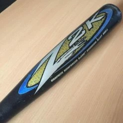 Easton Z2K Baseball Bat 33 X 28 Oz. 2-3/4 Collectors Great Performance