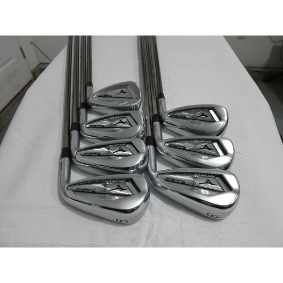 Mizuno JPX-921 Hot Metal Iron Set - 5-PW, GW- Recoil 460 Regular Graphite - MINT