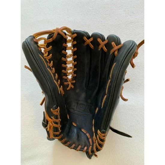 Wilson A2k OT6 12.75 Outfield Glove - Image 3